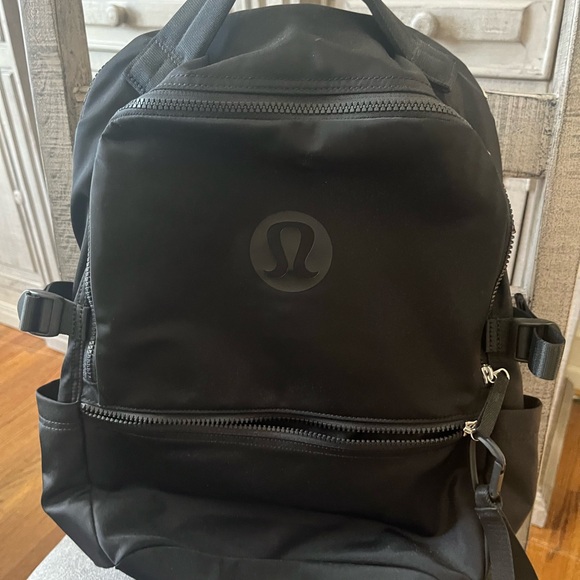 LULULEMON BACKPACK - Picture 2 of 2